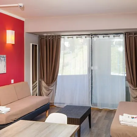 Aparthotel Sowell Residences New Chastillon Isola 2000