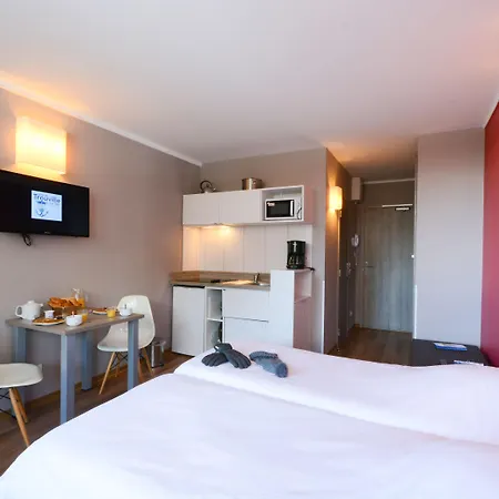 Sowell Residences New Chastillon 4* Isola 2000