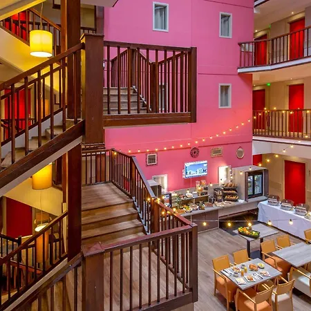 Aparthotel Sowell Residences New Chastillon