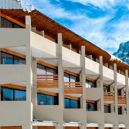 Sowell Residences New Chastillon Aparthotel 4*